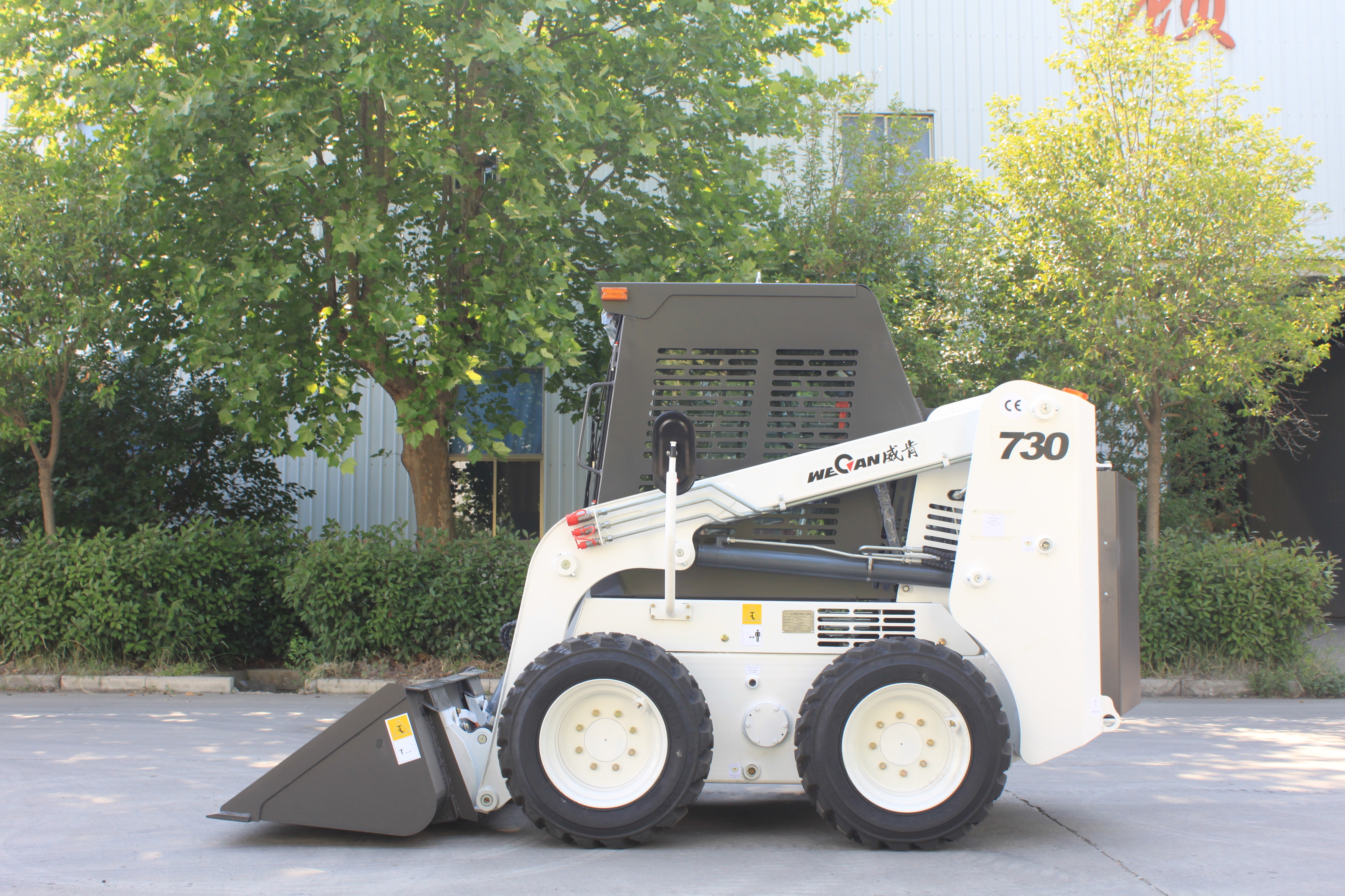 WT730型滑移装载机